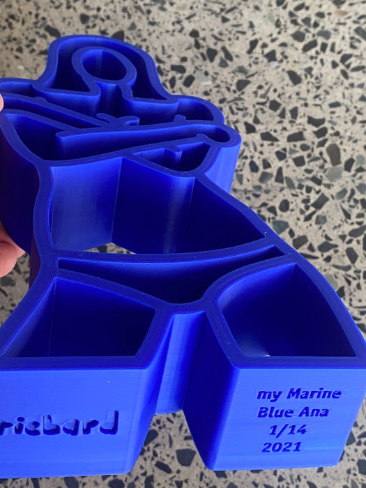 Meine marineblaue Ana